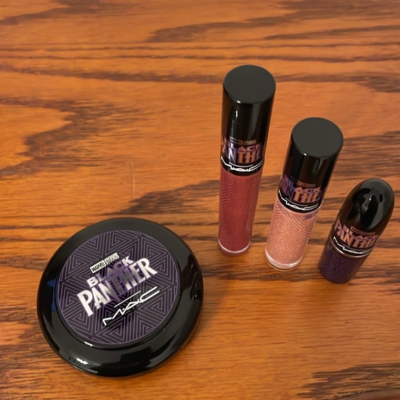 Marvel Studios BLACK PANTHER 2 CAPSULE COLLECTION 4 pcs + samples! - Picture 12 of 12